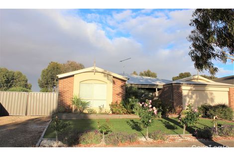 Property photo of 18 Fenwick Fairway Bannockburn VIC 3331