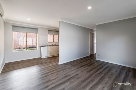 Property photo of 3A Knowle Way Warnbro WA 6169