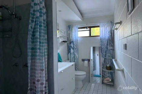 Property photo of 3/1 McPherson Close Edge Hill QLD 4870