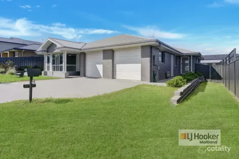 2/4 Quintero Cl, Heddon Greta, NSW 2321