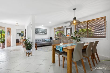 Property photo of 23 Fernleigh Crescent Mountain Creek QLD 4557