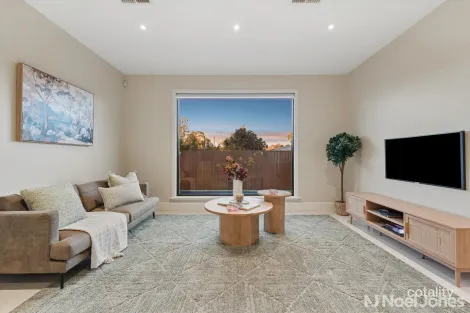 Property photo of 3 Scurry Drive Croydon VIC 3136
