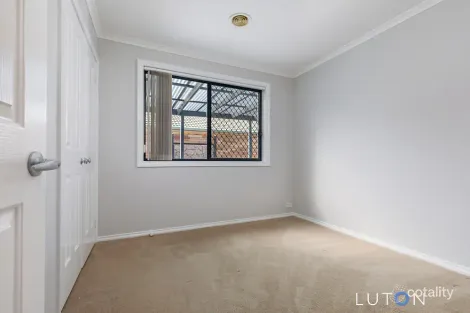 Property photo of 1 Dee Street Amaroo ACT 2914