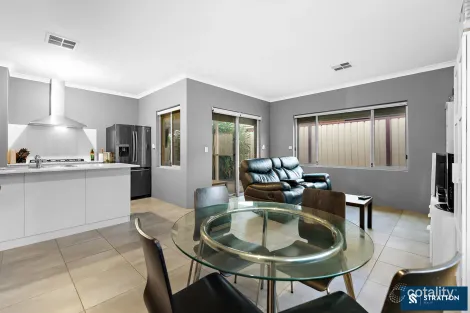 Property photo of 73 Dowitcher Loop Gosnells WA 6110