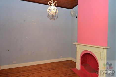 Property photo of 16 High Street Beechworth VIC 3747
