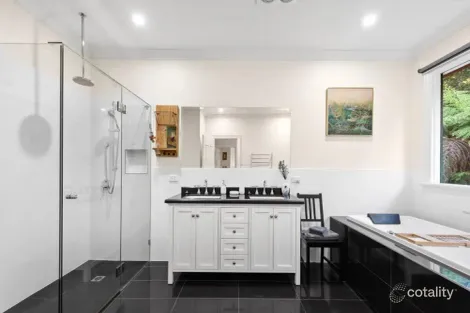 Property photo of 27 Monash Avenue Olinda VIC 3788