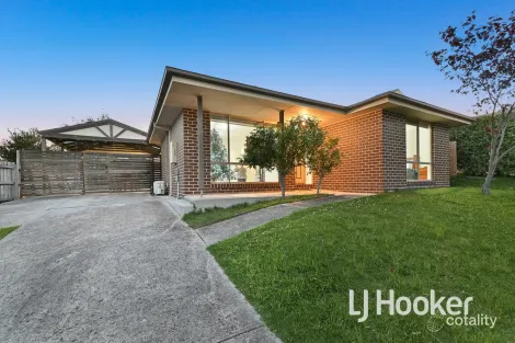 13 Tuscany Rise, Pakenham, VIC 3810