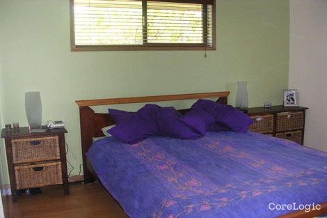 Property photo of 5 Redleaf Court Burleigh Waters QLD 4220