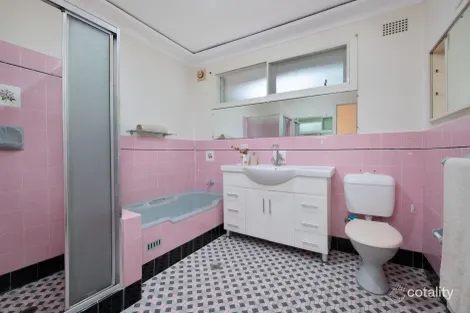 Property photo of 2 Holmes Avenue Oatlands NSW 2117