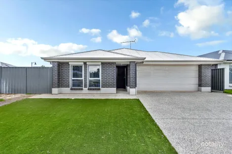 Property photo of 12 Hamilton Avenue Two Wells SA 5501