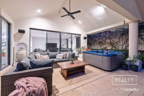 Property photo of 2 Artarmon Rise Kallaroo WA 6025