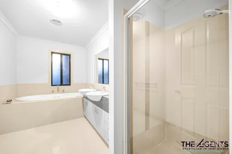 Property photo of 45 Georgia Crescent Werribee VIC 3030