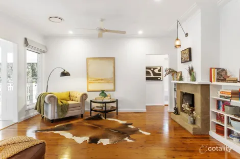 Property photo of 1 Green Street Glenbrook NSW 2773