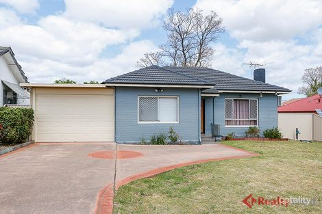 Property photo of 58 Pearl Road Cloverdale WA 6105