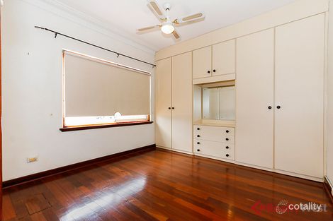 Property photo of 58 Pearl Road Cloverdale WA 6105