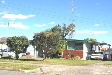 Property photo of 8 Akuna Avenue Shortland NSW 2307