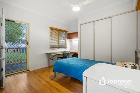 Property photo of 9B Salisbury Road Ipswich QLD 4305