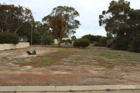 26 Harris St, Quairading, WA 6383