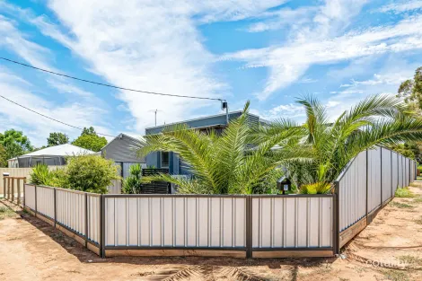 9 Cameron St, Merbein, VIC 3505