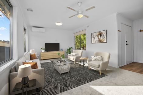 Property photo of 8 Truscott Avenue California Gully VIC 3556