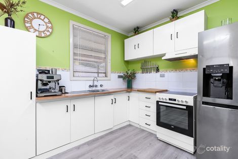 Property photo of 18 Namoi Avenue Red Cliffs VIC 3496