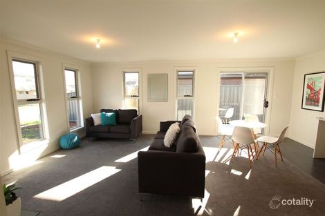 Property photo of 2/16 Hortus Place Newnham TAS 7248