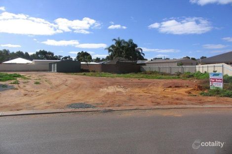 Property photo of 3 Heaney Close Somerville WA 6430