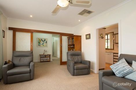 Property photo of 17 Hampshire Crescent Valley View SA 5093