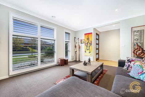 Property photo of 48 Fortuna Crescent Cranbourne West VIC 3977
