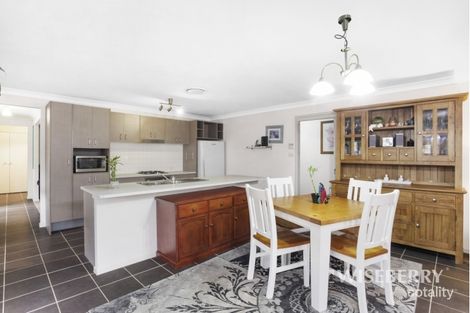Property photo of 13 Connemara Street Wadalba NSW 2259