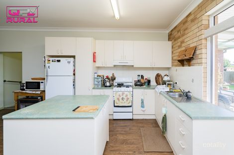 Property photo of 141 Loftus Street Temora NSW 2666