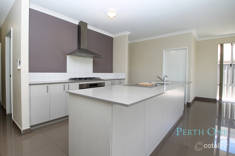 Property photo of 16 Menner Way Piara Waters WA 6112