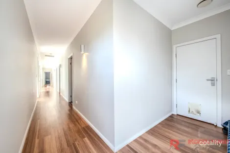 Property photo of 5 John Roach Close Dubbo NSW 2830