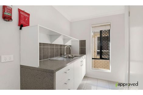 2/81b Gordon St, Ormiston, QLD 4160