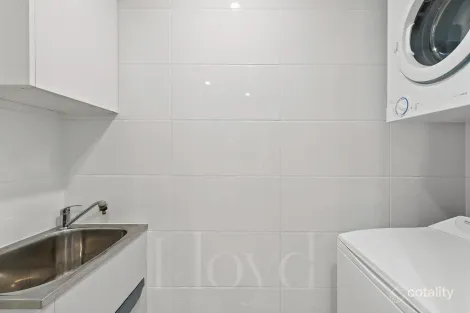 Property photo of 1102/2 Como Crescent Southport QLD 4215