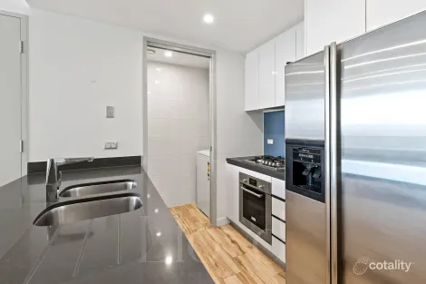 Property photo of 1102/2 Como Crescent Southport QLD 4215