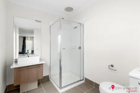 Property photo of 14 Warunda Parade Point Cook VIC 3030