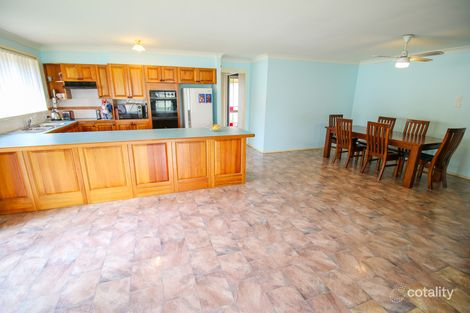 Property photo of 42 Casey Drive Hunterview NSW 2330