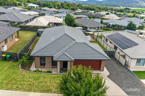 Property photo of 27 Falcon Drive Calala NSW 2340