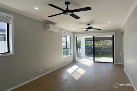 Property photo of 20 Sutherland Drive Strathpine QLD 4500