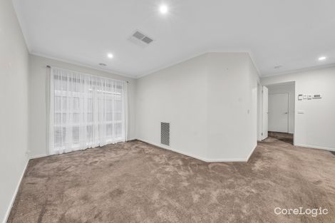 Property photo of 5 Portrush Terrace Cranbourne VIC 3977