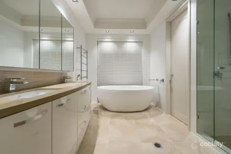 Property photo of 5 Quadrangle Place Nedlands WA 6009