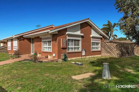 Property photo of 31 Barellan Close St Albans VIC 3021