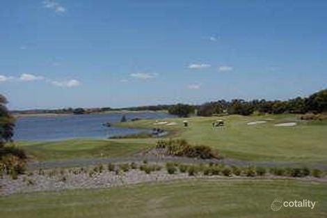 8333 Magnolia Dr E, Hope Island, QLD 4212