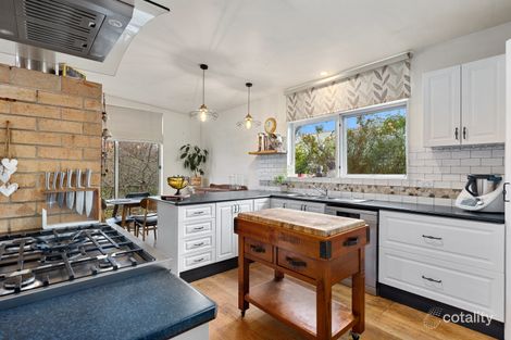 Property photo of 5 Queen Street Avenel VIC 3664