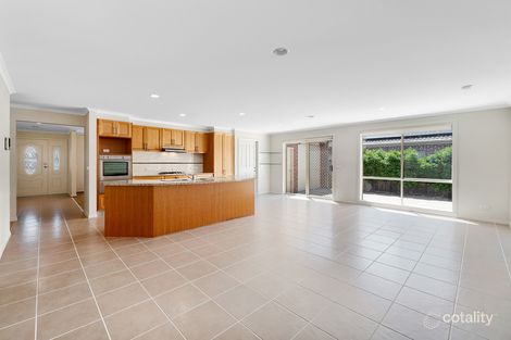 Property photo of 15 Yammerbook Way Cranbourne East VIC 3977