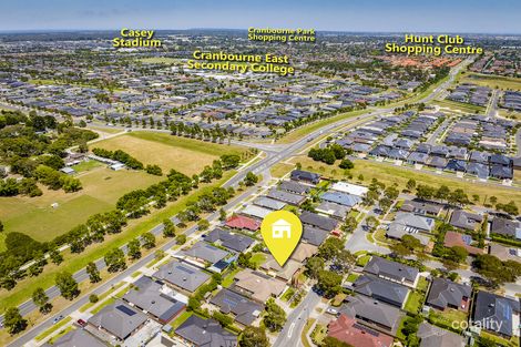 Property photo of 15 Yammerbook Way Cranbourne East VIC 3977