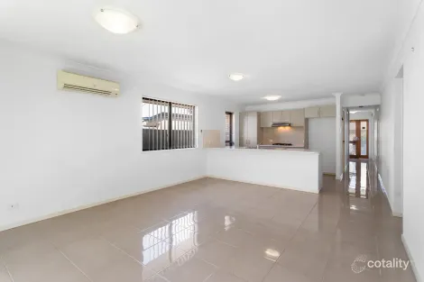 Property photo of 4 Hume Circuit Warner QLD 4500