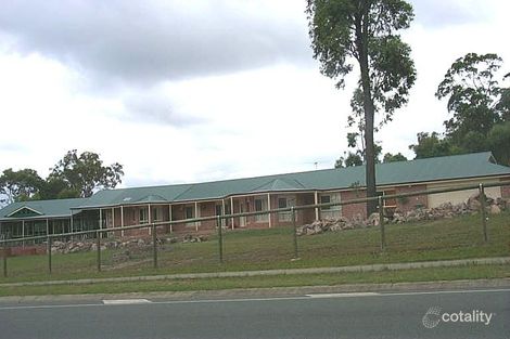 208 Crest Rd, Park Ridge, QLD 4125