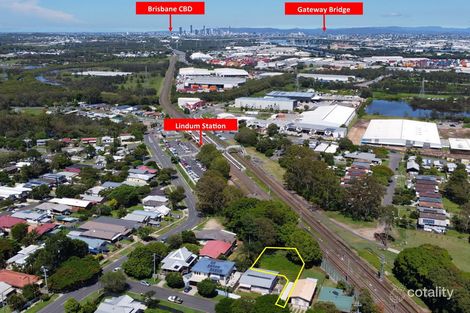 12 Bernays Rd, Wynnum West, QLD 4178